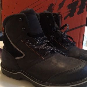 Worx Talus 5128 by Redwing steel toe work boots